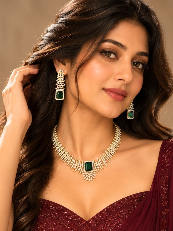 Delaney green necklace set