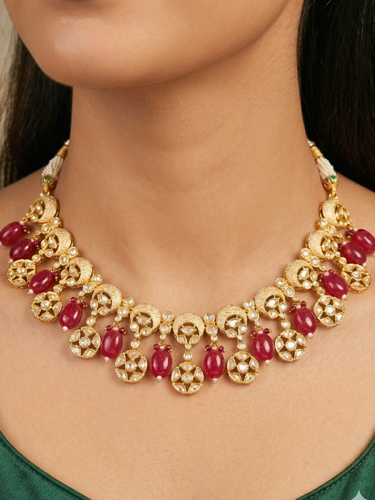 Udyamita Red Necklace Set