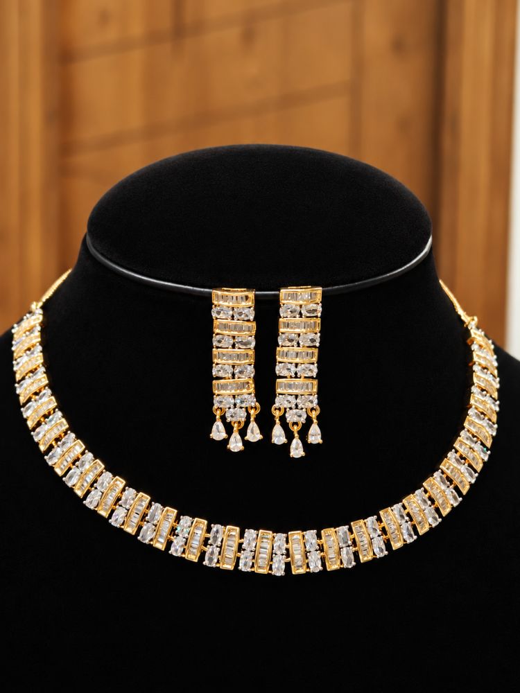 Kiro Necklace Set