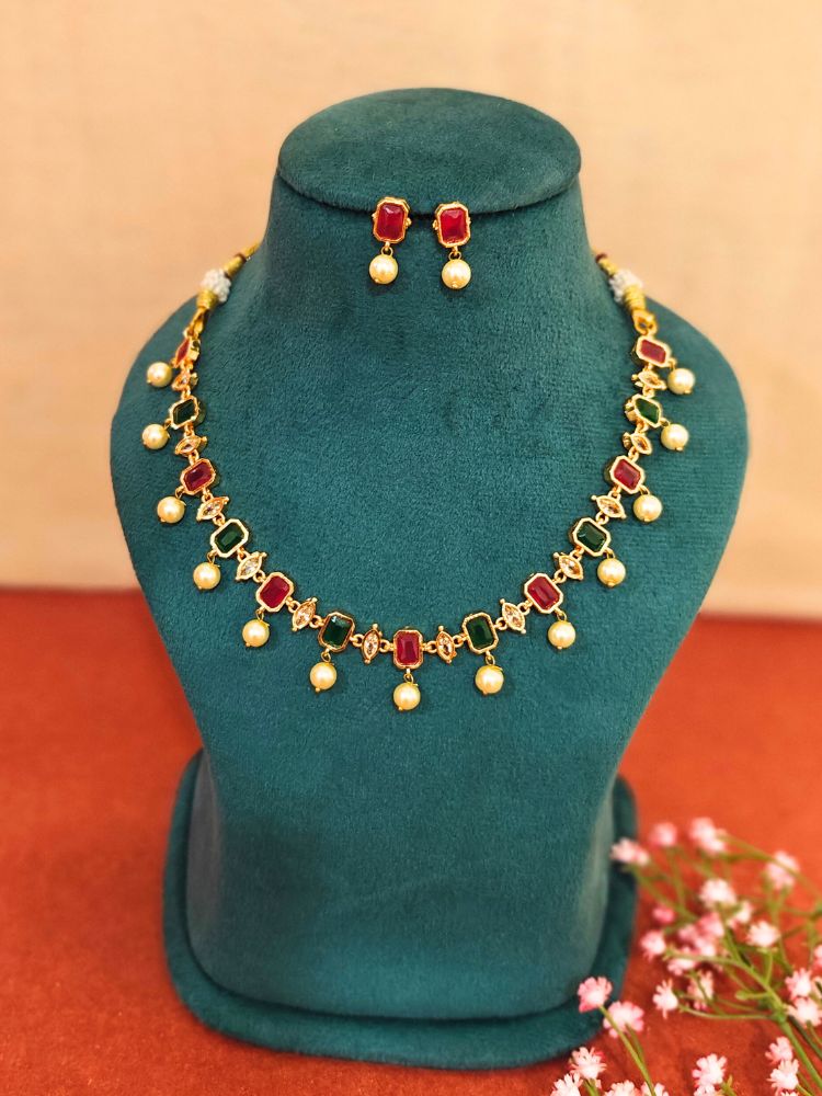 Red and Green Amelia Choker Necklace