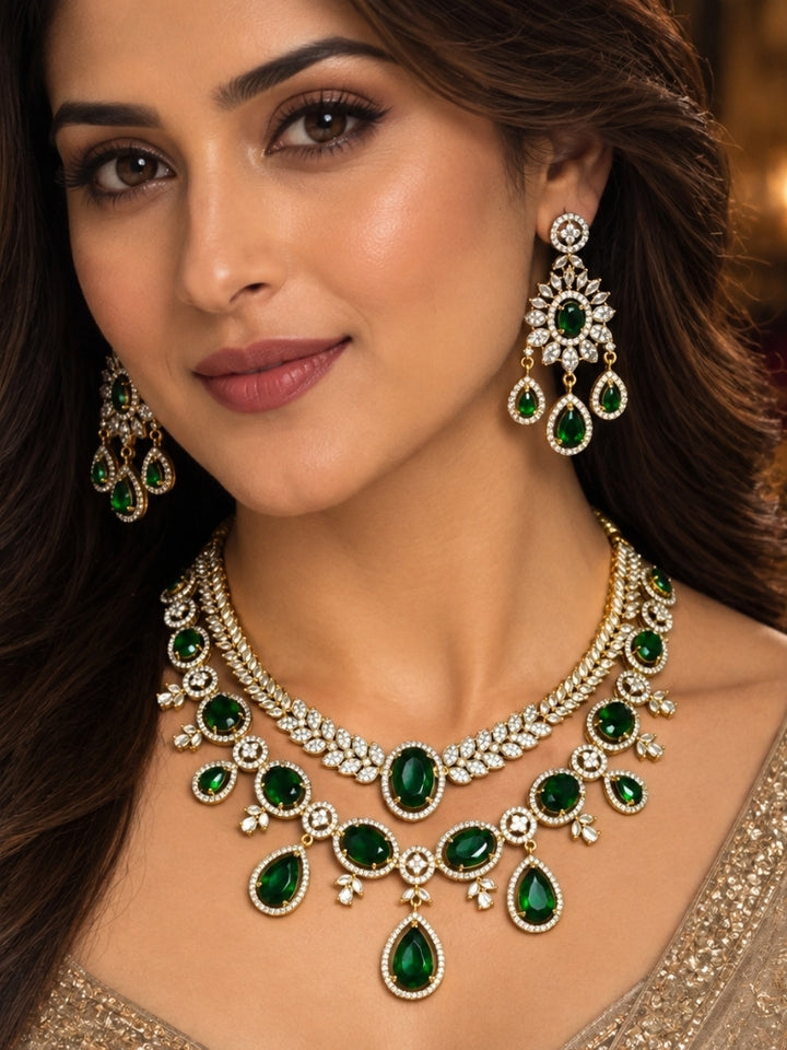 Odalis Green Necklace Set