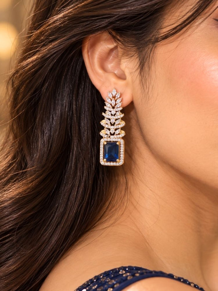 Delaney blue necklace set