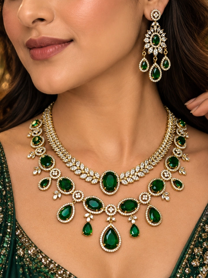 Odalis Green Necklace Set
