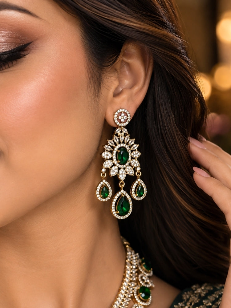 Odalis Green Necklace Set