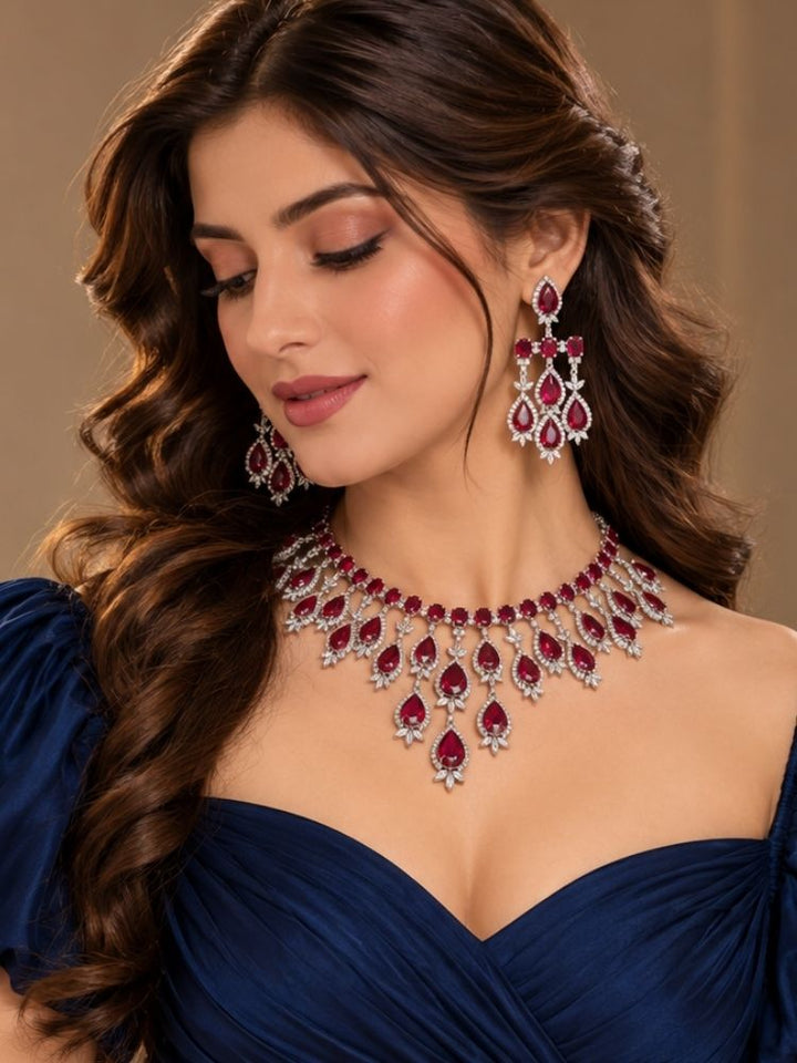 Pemberley Red Necklace Set
