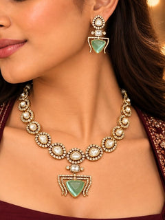 Ekaja Mint Green Necklace set