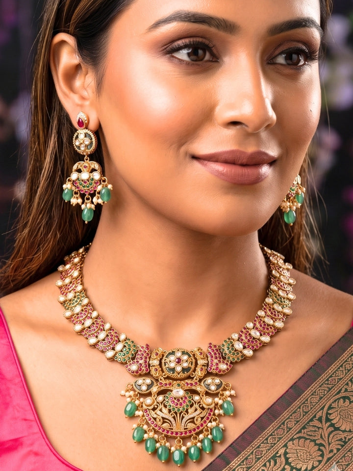 Kavyapriya Necklace Set
