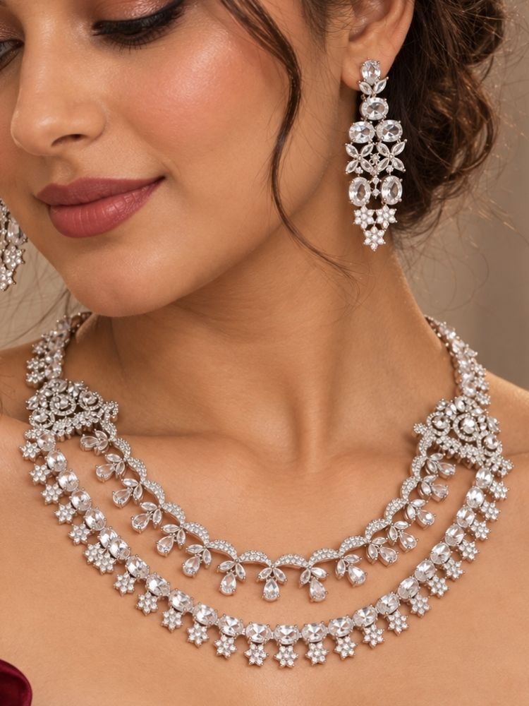 Orla White Necklace Set