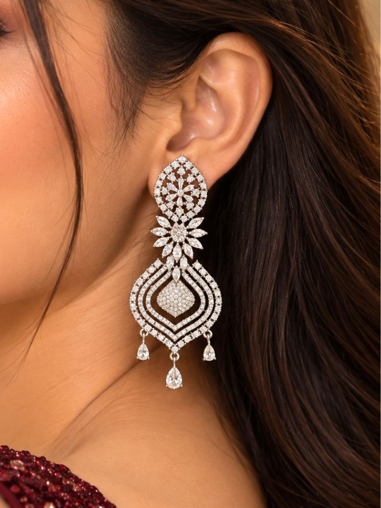 Deepshikha White Necklace Set