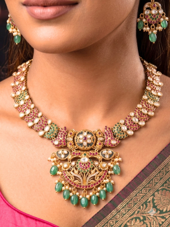 Kavyapriya Necklace Set