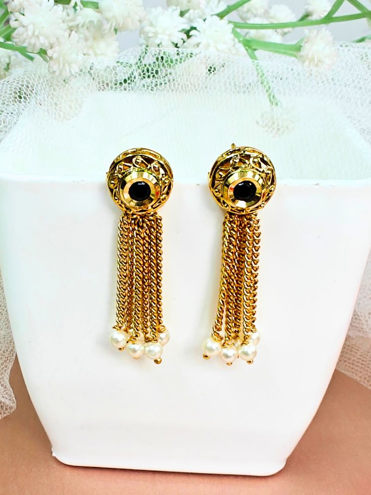 Sanvi Earrings