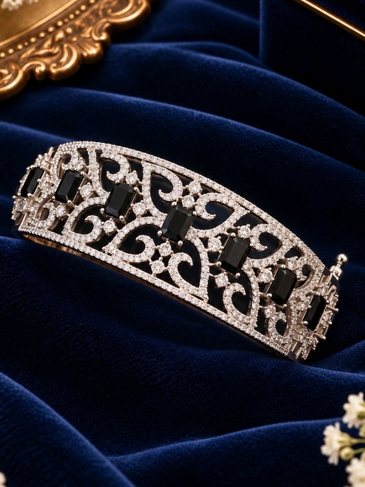 Enid Black Bracelet
