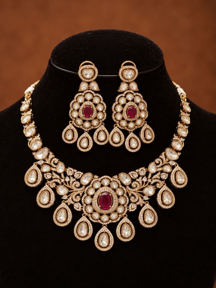 Isabeau Neckalce Set
