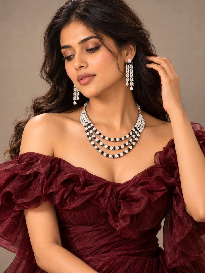 Emberlyn Black Necklace Set