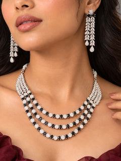 Emberlyn Black Necklace Set