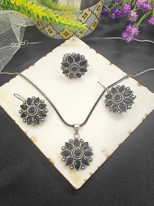 Shivangi Black Pendant Set with Ring