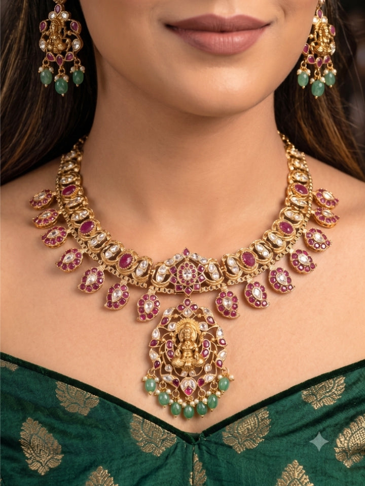 Konarki Necklace Set