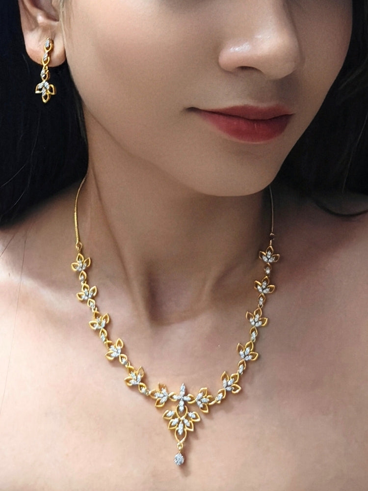 Gold Madison Necklace Set