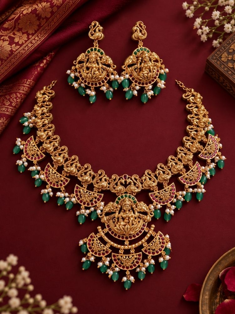 Charukeshi Necklace Set