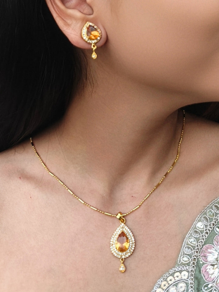 Emily Yellow Pendant Set