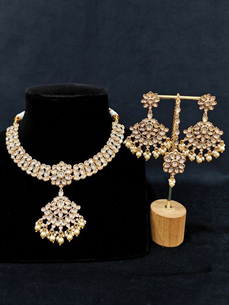 Paathra Polki White Necklace Set
