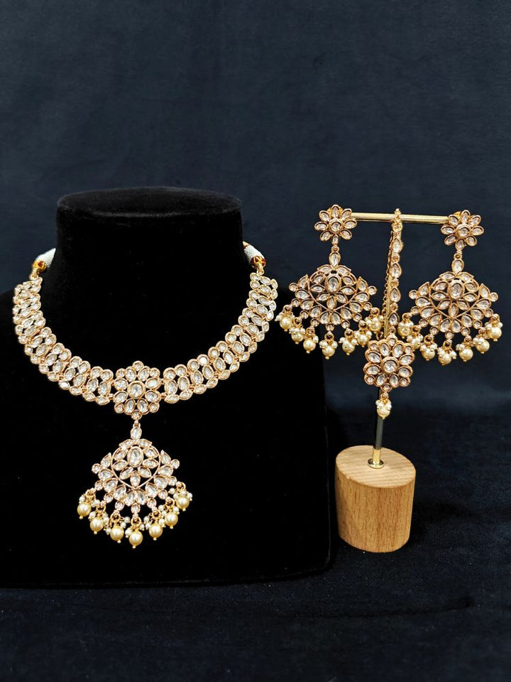 Paathra Polki White Necklace Set