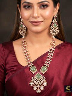 Dominique Necklace Set