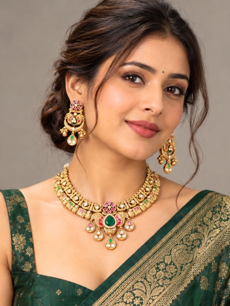 Anjum Necklace Set