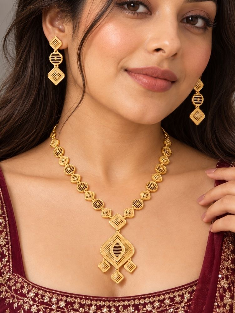 Venubai Gold Turkish Necklace Set