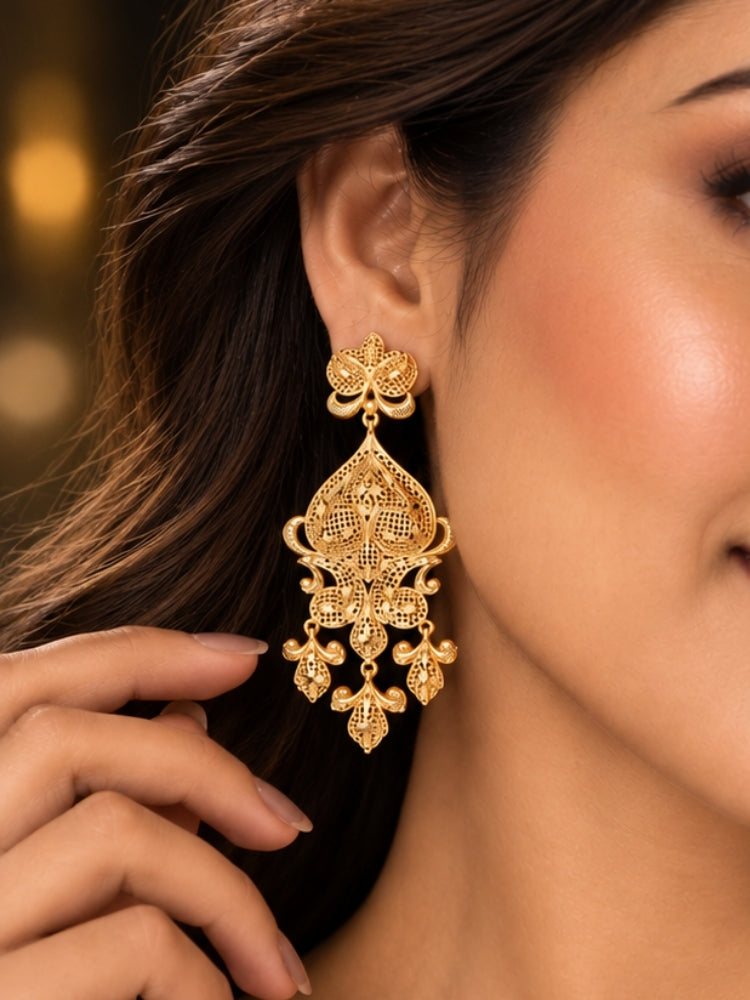 Lataveethi Necklace Set