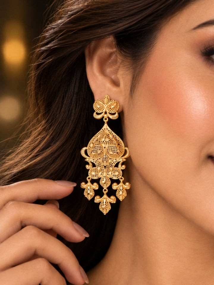 Lataveethi Necklace Set