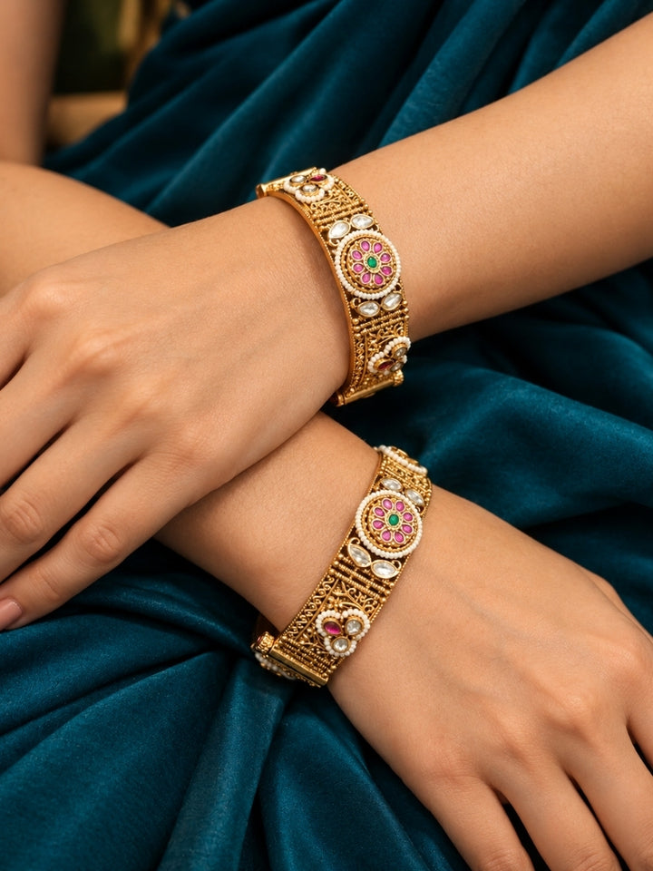Magadhi Bangle Set