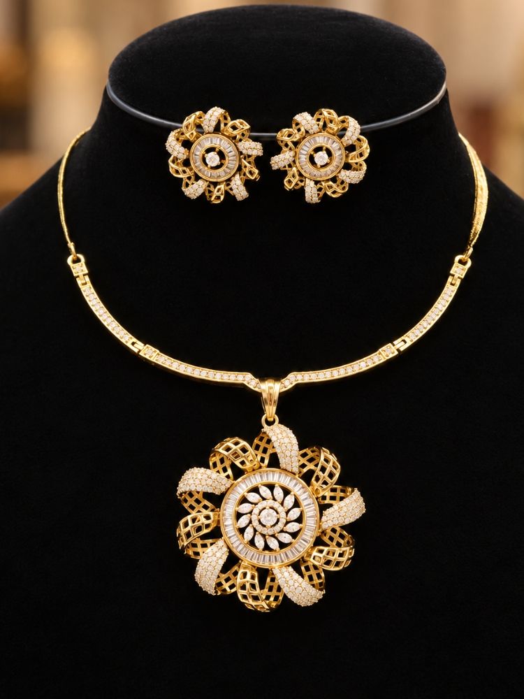 Drusilla Necklace Set