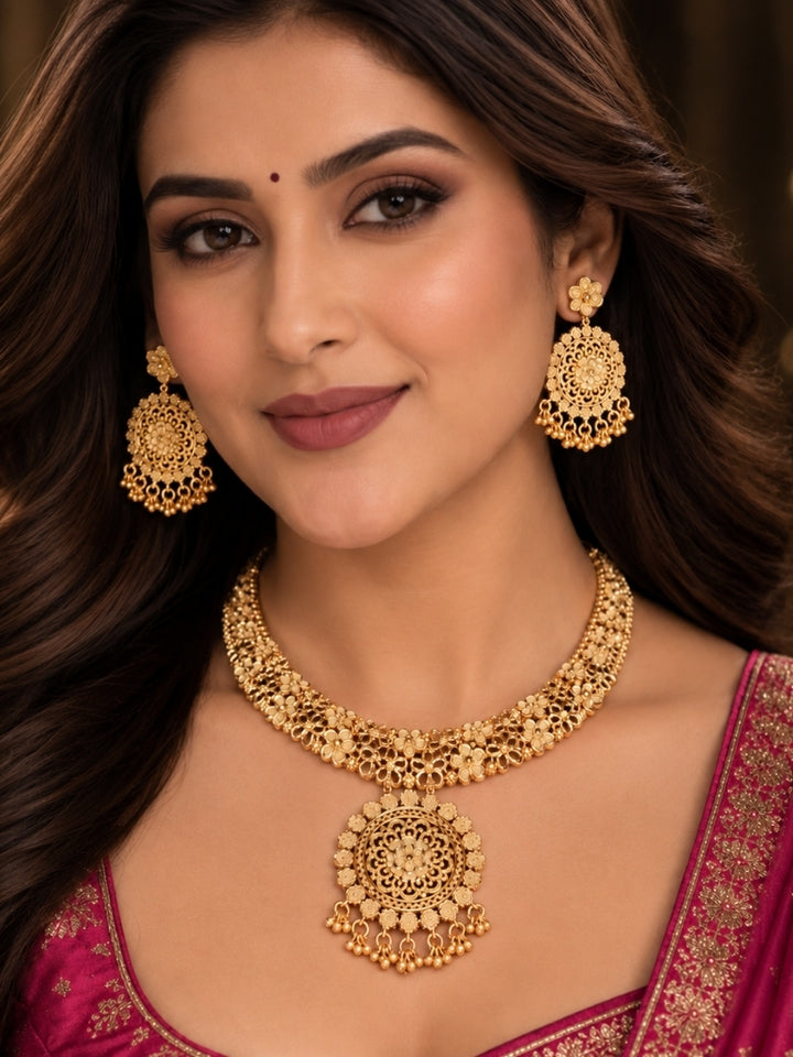Hemakosha Necklace Set