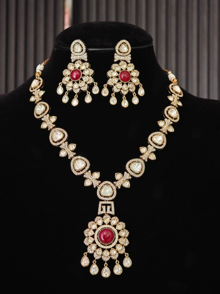 Savannah Red Necklace Set