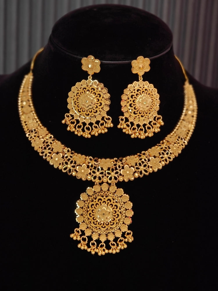 Hemakosha Necklace Set