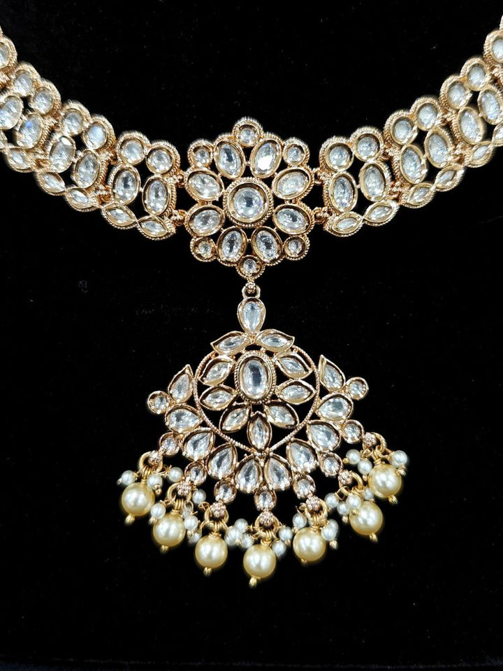 Paathra Polki White Necklace Set