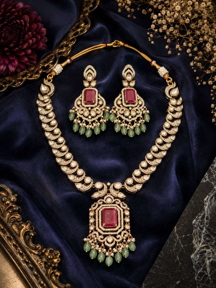 Liberty Necklace Set