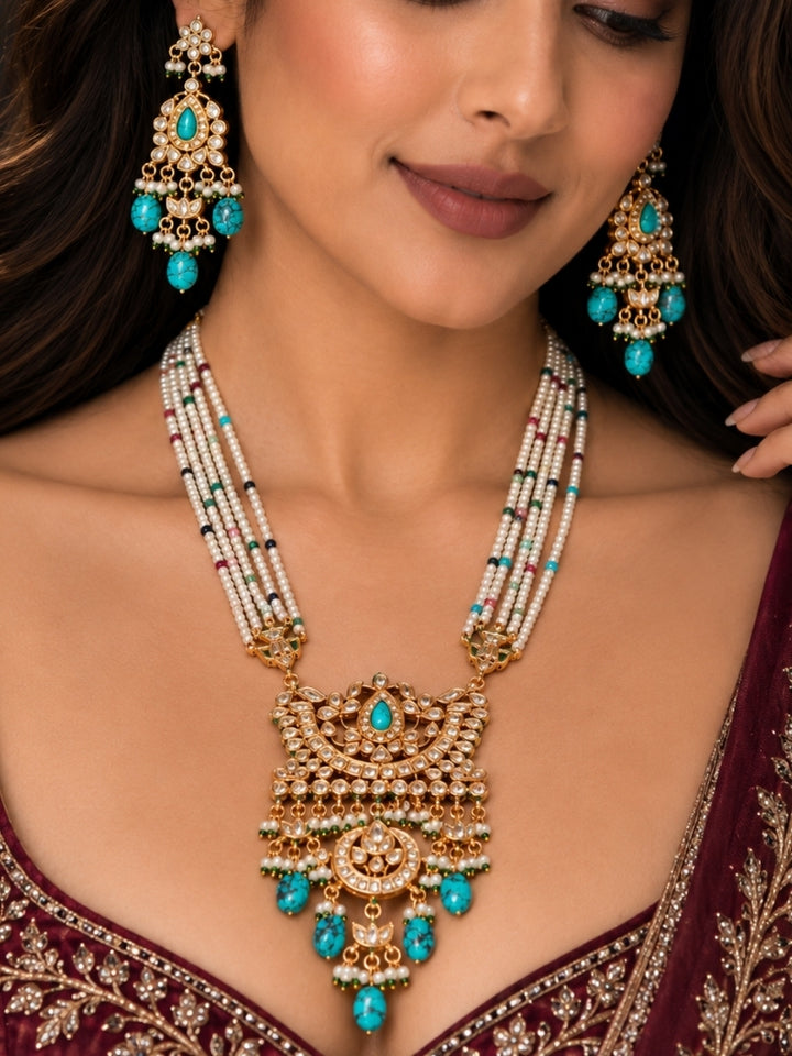 Parizaad Necklace Set