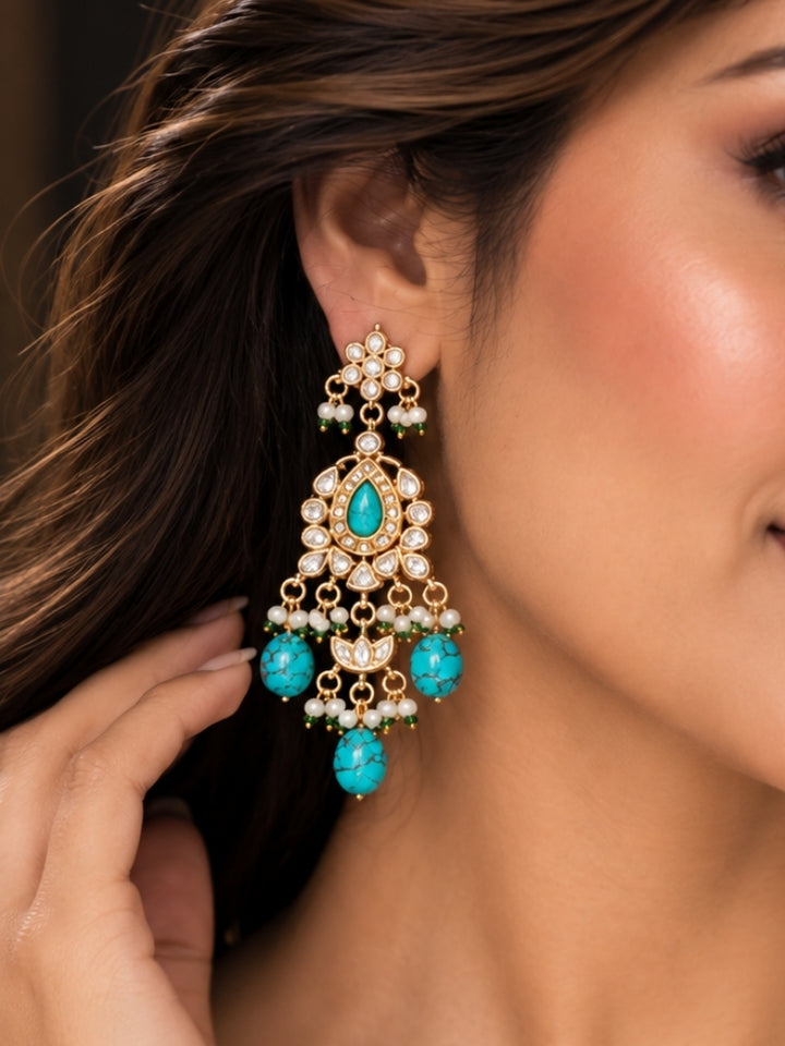 Parizaad Necklace Set