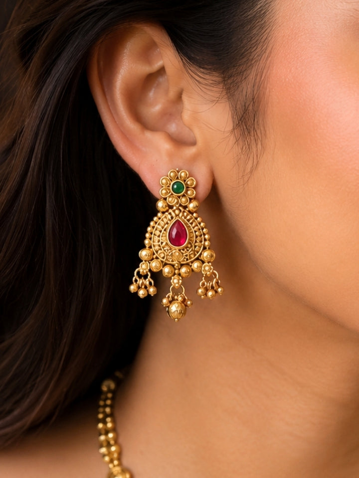 Mahnoor Necklace Set