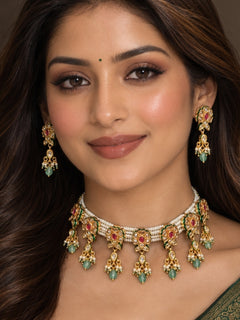 Vidruma White Pearl Necklace Set