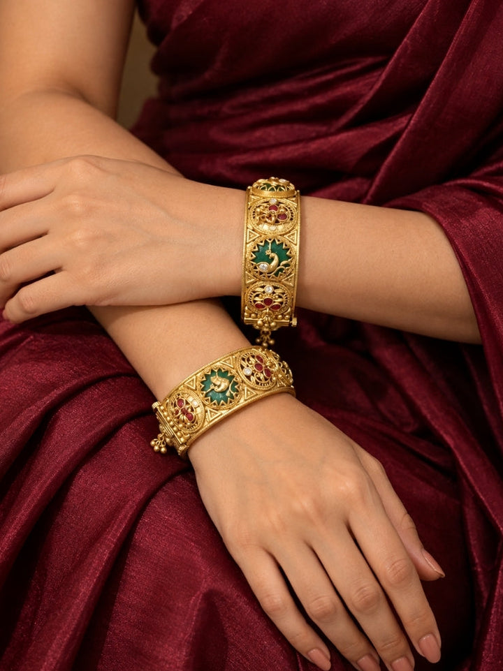 Kosala Bangle Set