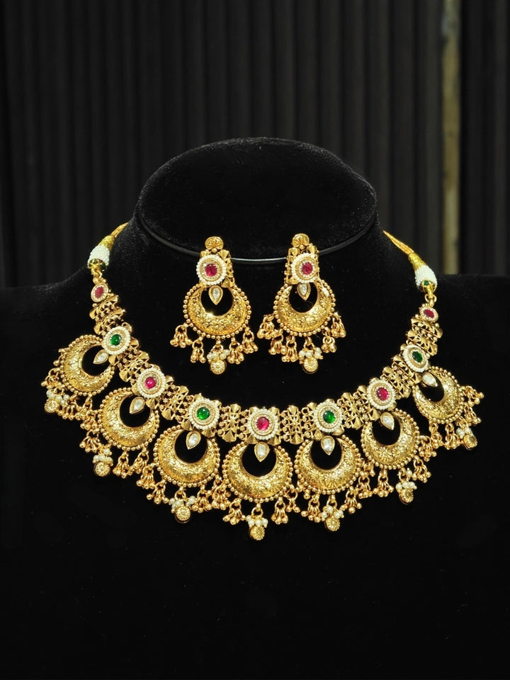 Chirantana Necklace Set