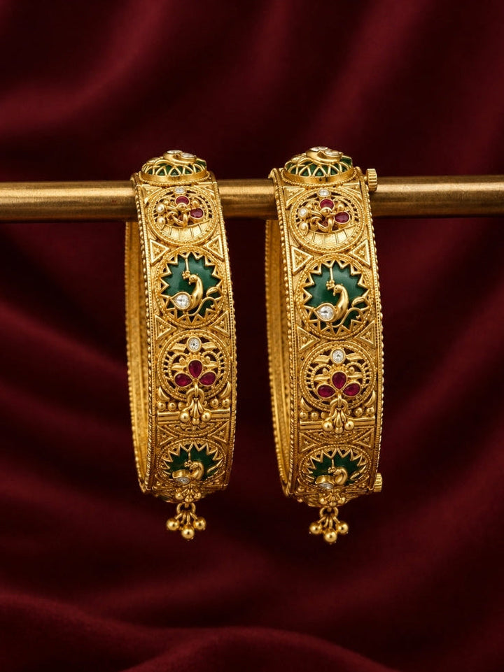 Kosala Bangle Set