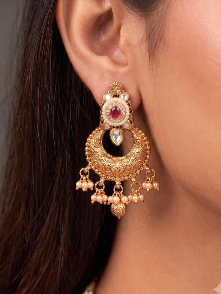 Chirantana Necklace Set