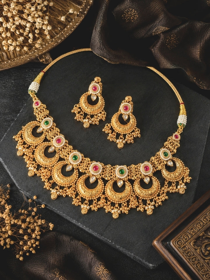 Chirantana Necklace Set