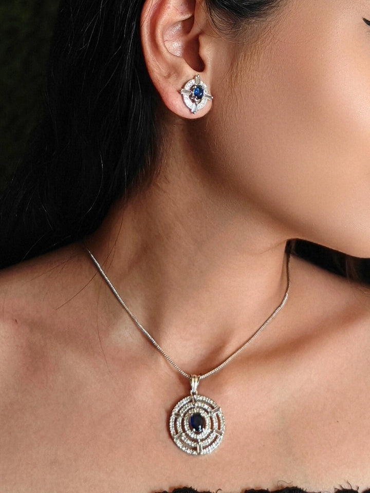Verena Blue Pendant Set