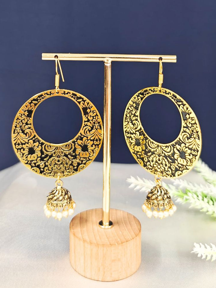 Amyra Earrings