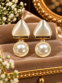 Tripearl Earrings
